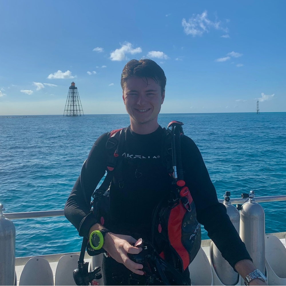 Meet your Posher, Posh